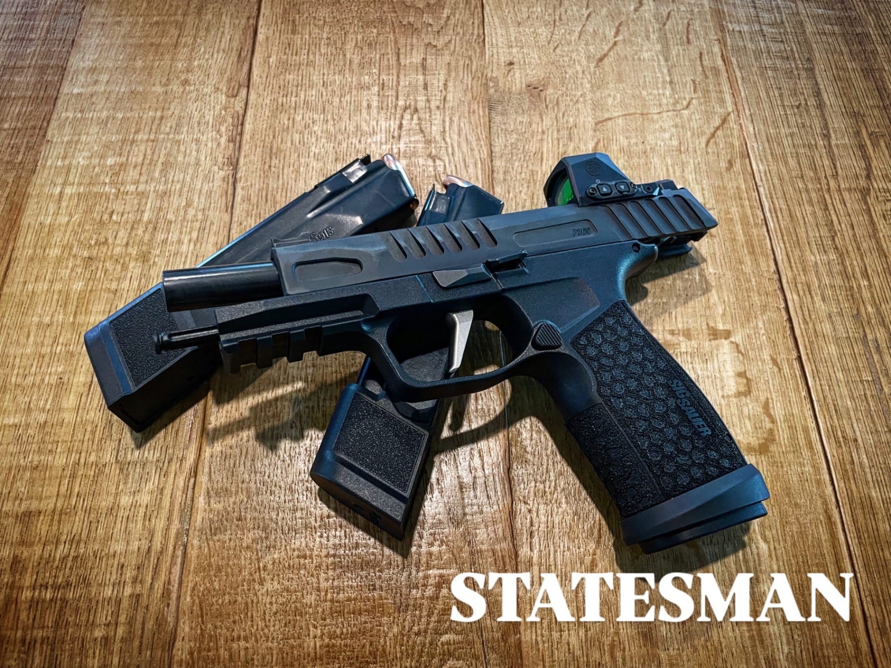 Everyday carry. Refined.